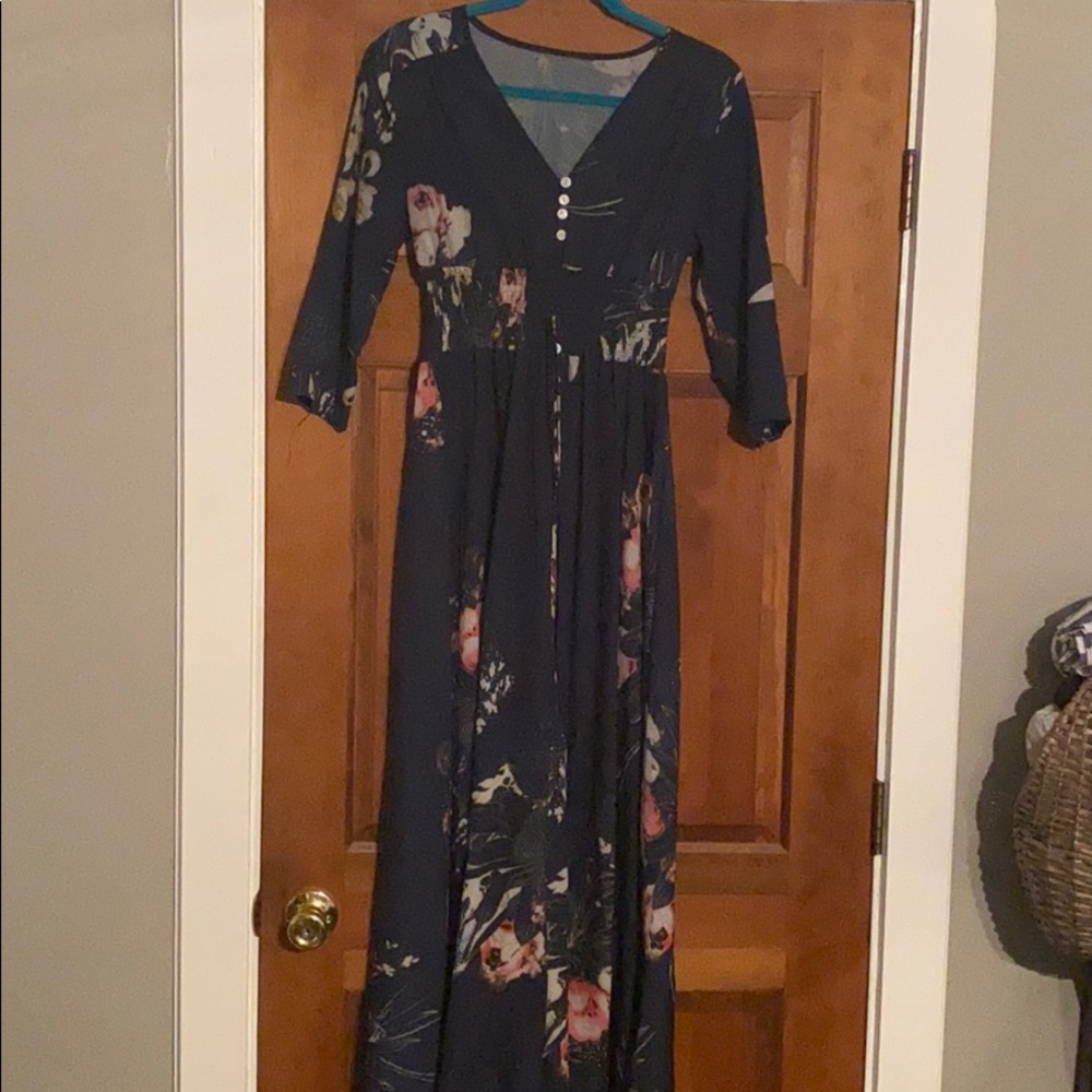 Women’s dress